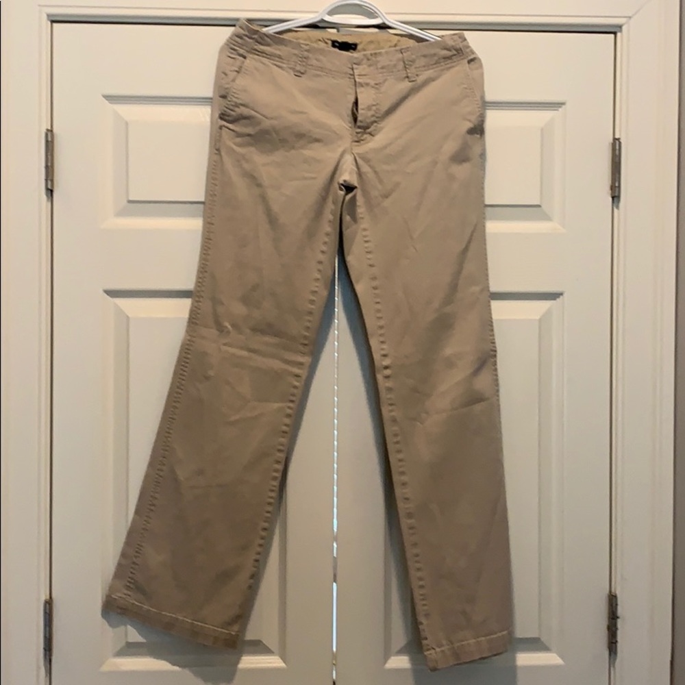 Gap khakis